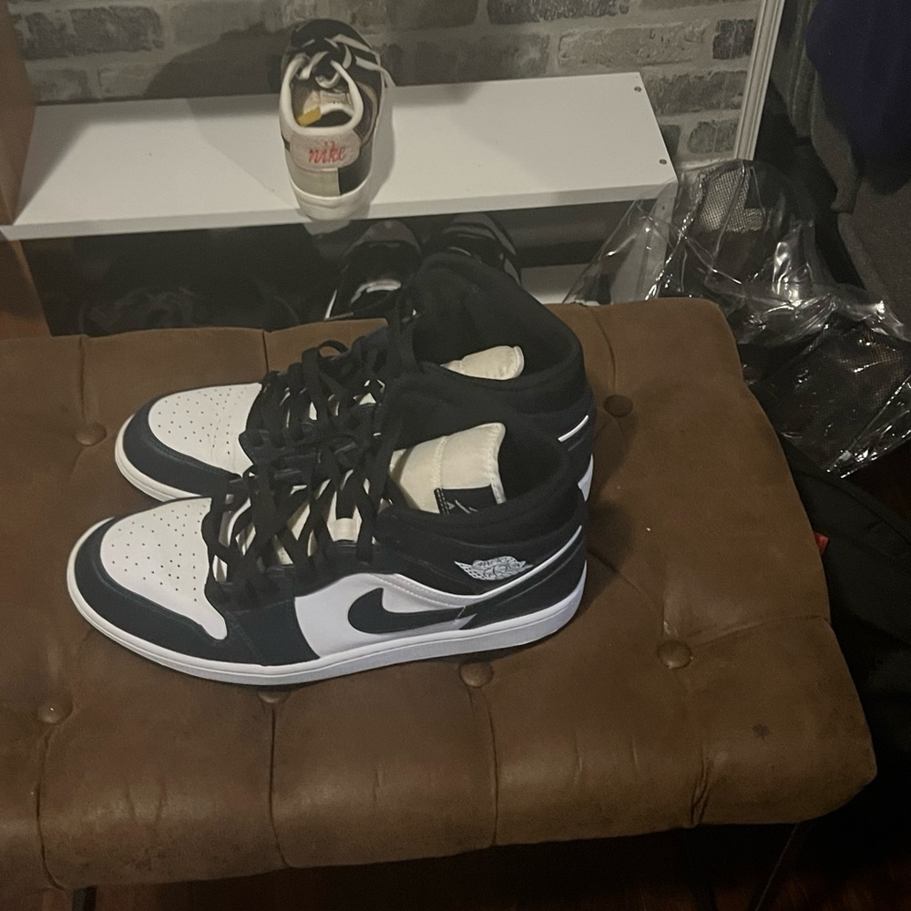 Jordan 1 mid armory navy